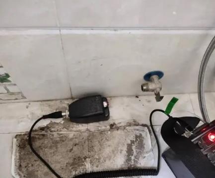 旌阳屋顶漏水维修公司分享下卫生间漏水的危害及解决方法